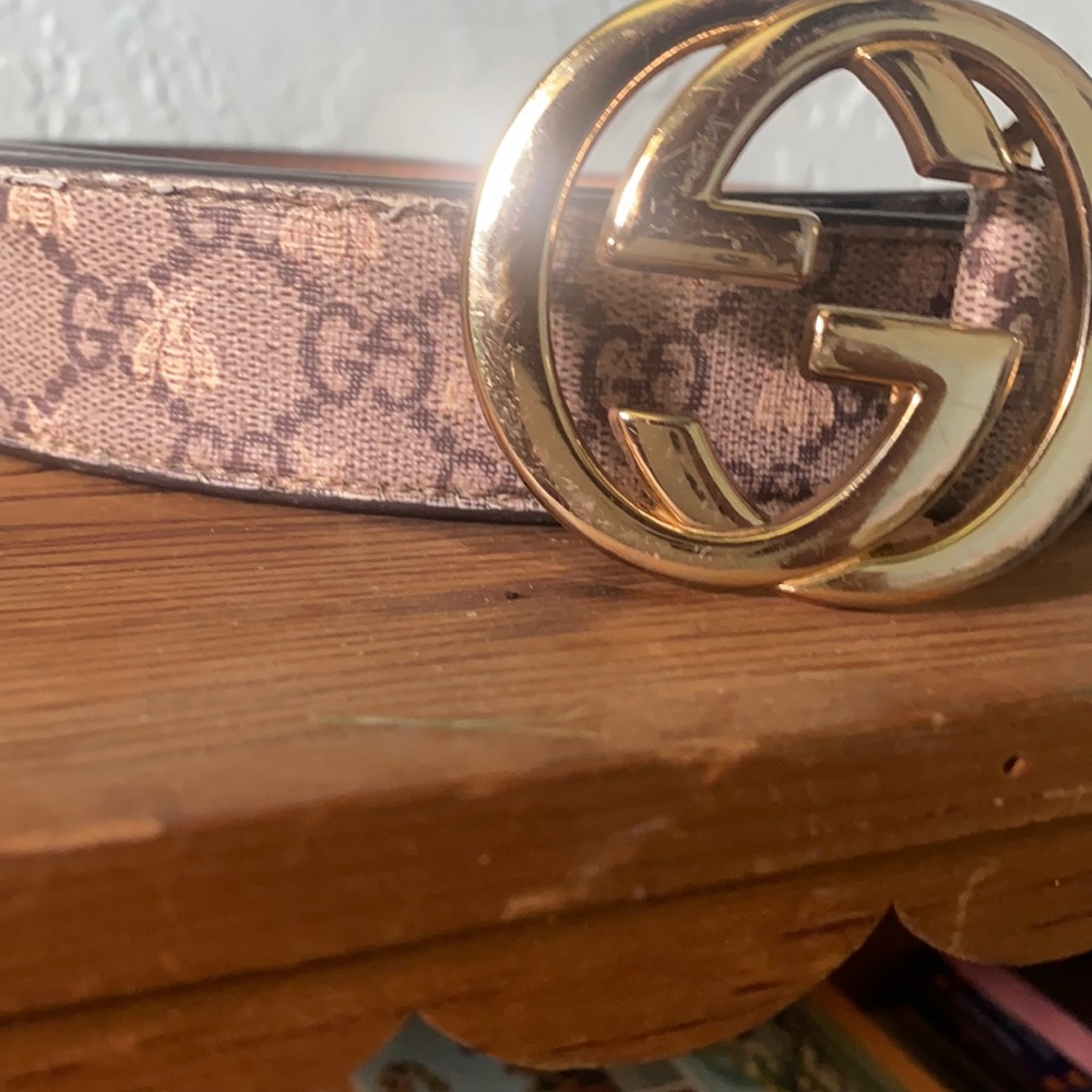 gucci bee supreme belt